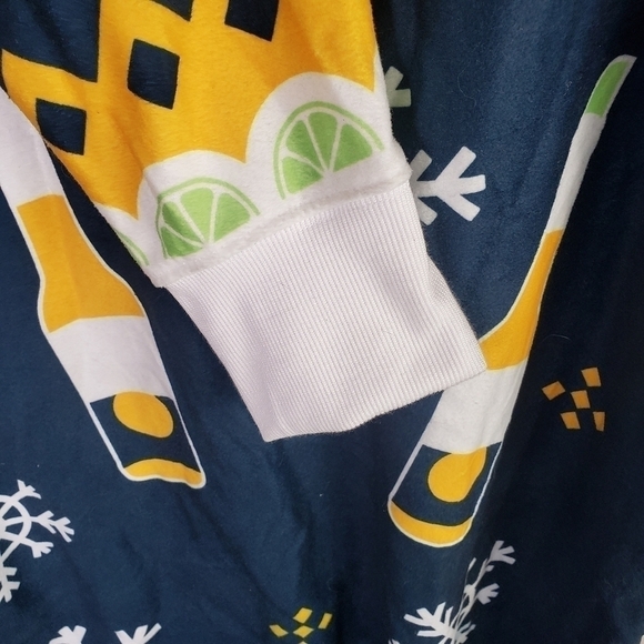 Tipsy Elves Corona Adult Onse PJ'S  Size L Unisex - Picture 7 of 10